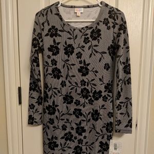 NWT Small LulaRoe Debbie dresses